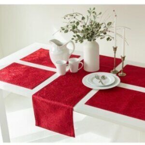 Benson Mills Poinsettia Foliage 13" X 18" Raised Jacquard Placemat Set of 4 ~NWT